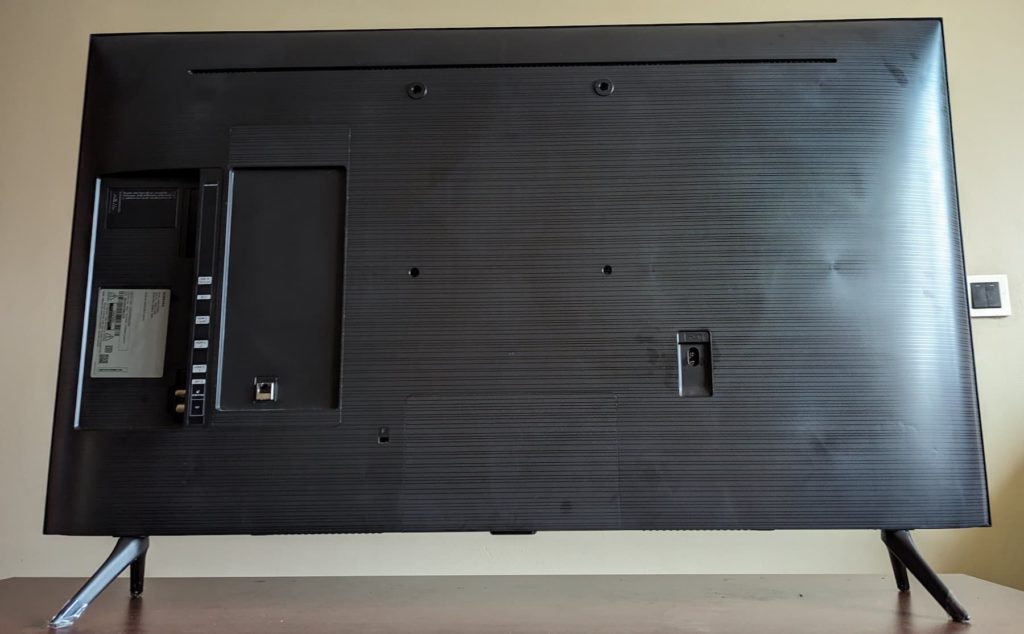 Back panel of a Samsung CU7000 TV